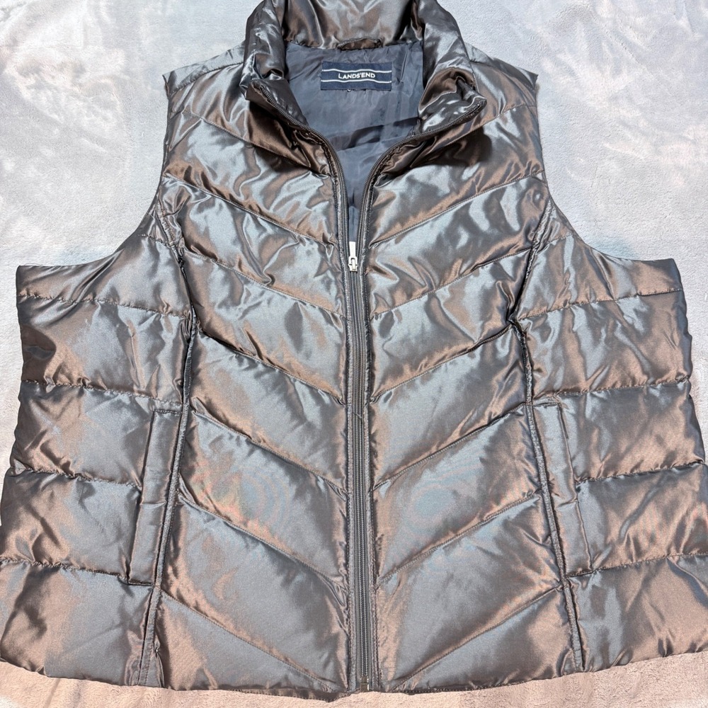 Lands End Puffer Vest Women's Size 2XL Metallic Silver Down Filled Puffer
